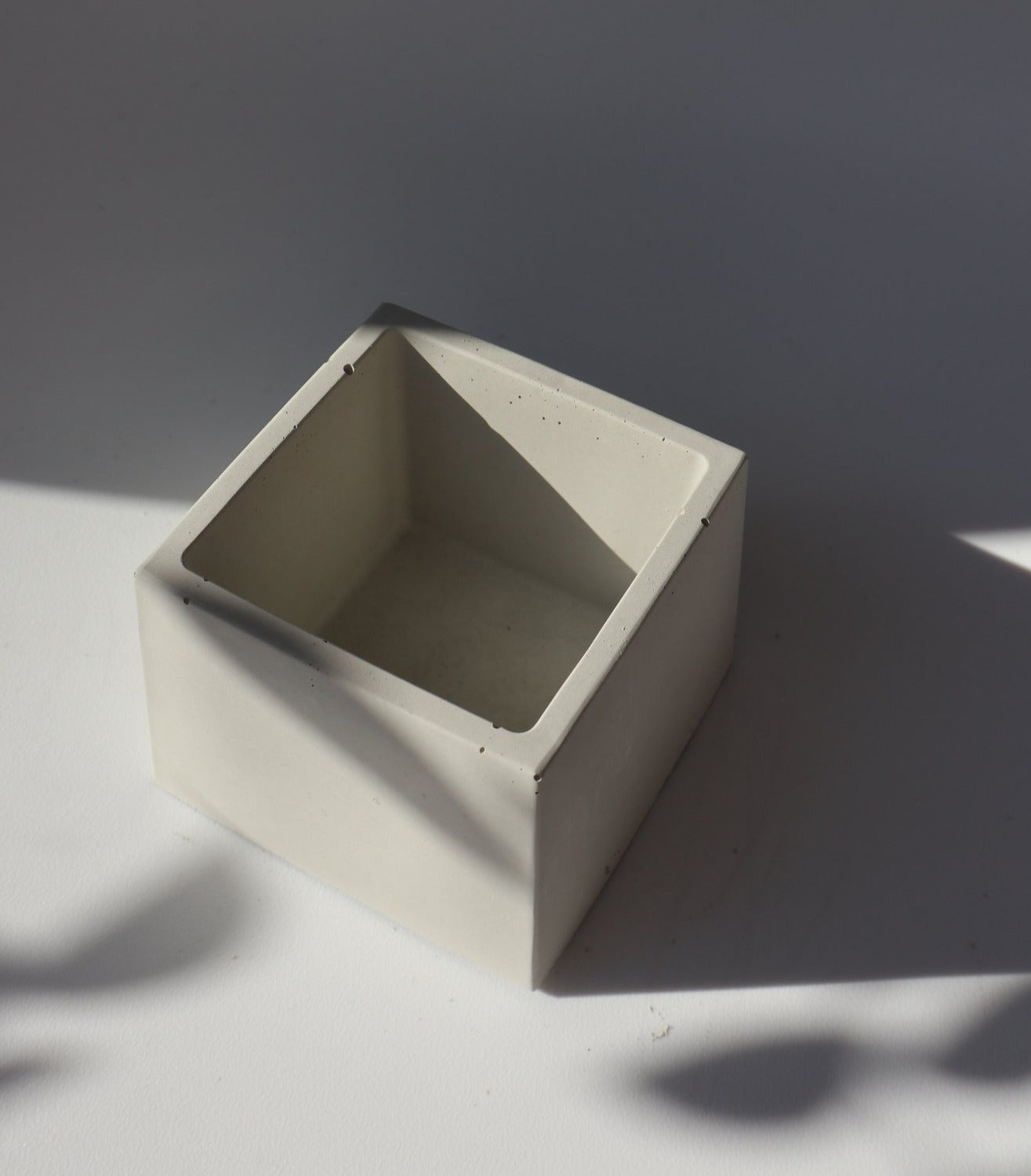Small Concrete planter